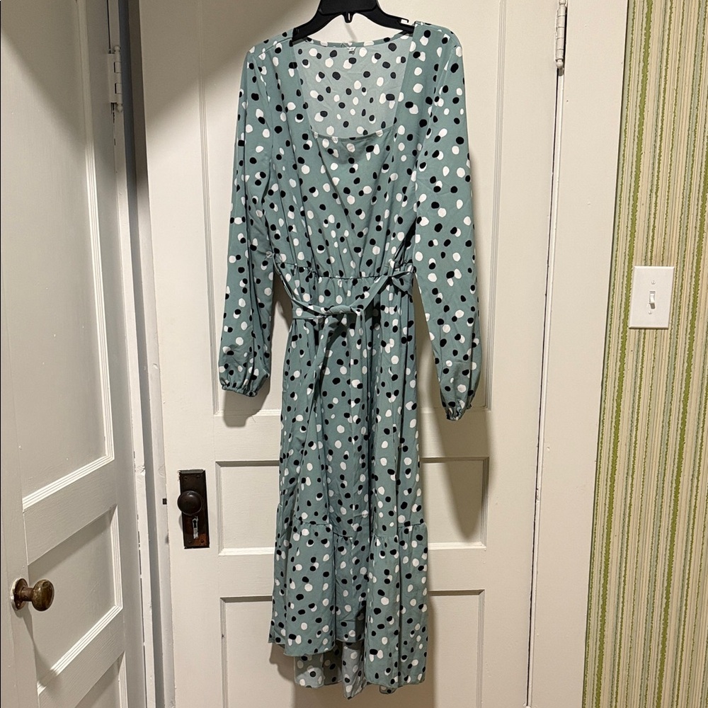 Elegant Green Polka Dot Long Sleeve Dress